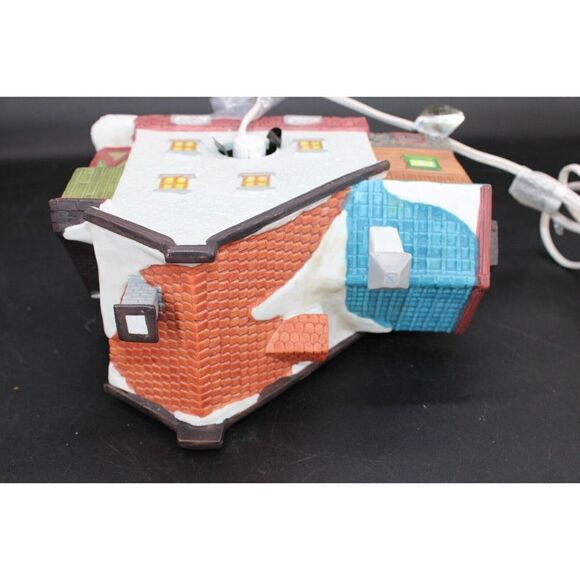 1994 Lemax Dickensvale Christmas Village “Sudbury Crossing” Illuminated House - Picture 10 of 10